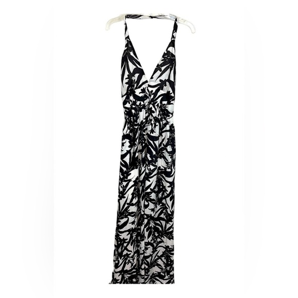 BB DAKOTA LARISSA BLACK & WHITE FLORAL MAXI DRESS - Picture 1 of 12
